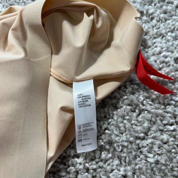 Spanx Women's SZ Medium Nude Trust Your Thin-Stincts Shaping Shorts - Picture 4 of 8
